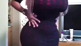 La cameriera fa porn ...