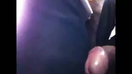 Mezza nuda davanti a ...