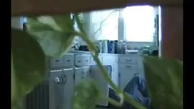 Una donna con una va ...