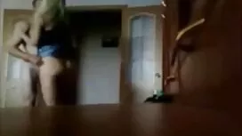Una poliziotta ha mi ...